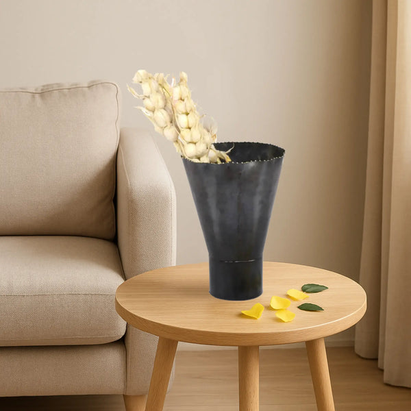 Elan Kesar Flower Vase, Center Piece (Black)