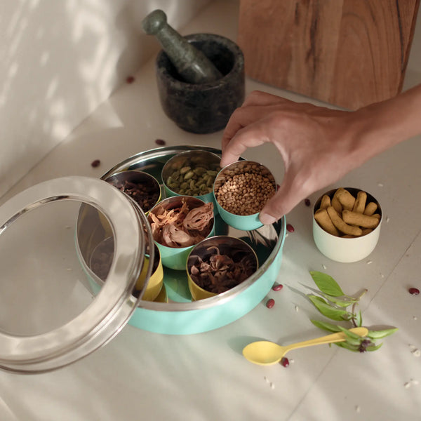 Elan 7 compartment Spice Box with Spoon (Aqua)
