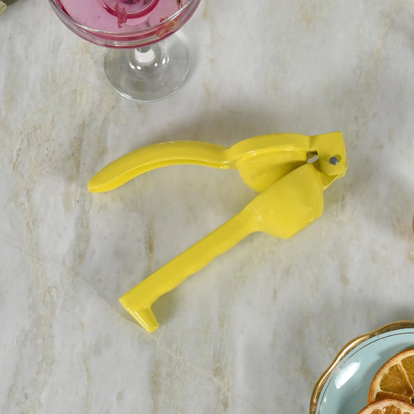 Elan Citric Lemon Squeezer (Yellow)